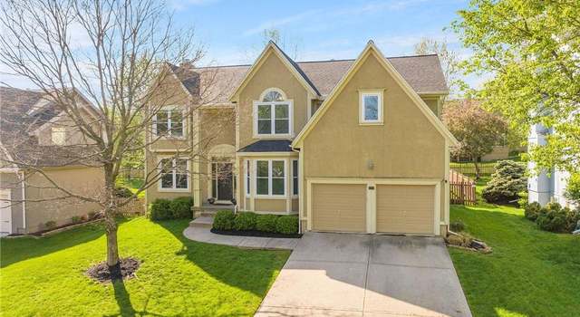 Photo of 5111 W 156th St, Overland Park, KS 66224