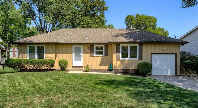 Photo of 904 N Parkway Dr, Olathe, KS 66061