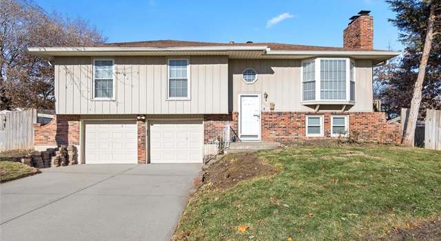 Photo of 1504 W Ferrel Dr, Olathe, KS 66061