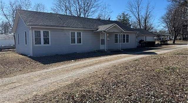 Photo of 122 6th St, Oswego, KS 67356