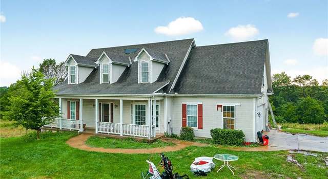 Photo of 17606 S Gray Dr, Pleasant Hill, MO 64080
