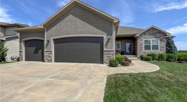 19411 New Castle St, Spring Hill, KS 66083 | MLS# 1893596 ...