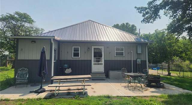 Photo of 17680 Stubbs Station Rd, Camden Point, MO 64108