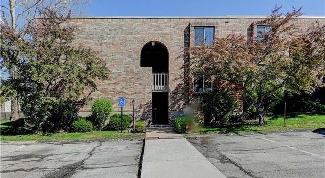 Photo of 1812 E 97th St Unit D, Kansas City, MO 64131