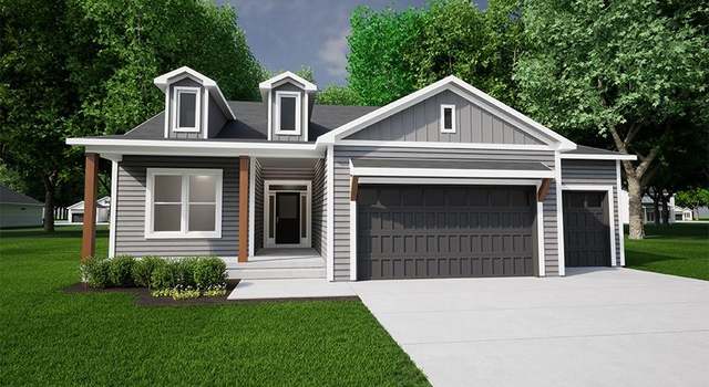 Photo of 4532 SW Berkshire Dr, Lee's Summit, MO 64083
