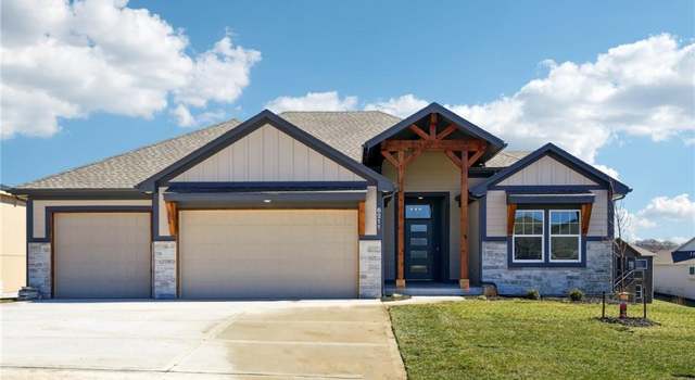 Photo of 8211 NW 89th Ter, Kansas City, MO 64153