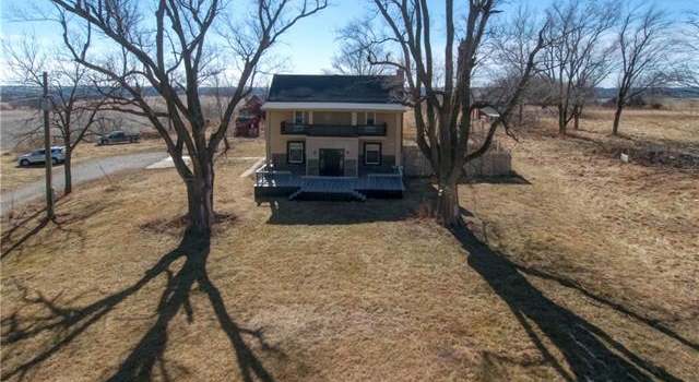 Photo of 25235 Seven Sisters Rd, Easton, KS 66020