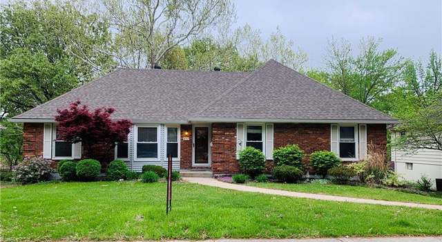 Photo of 6717 N Euclid Ave, Gladstone, MO 64118