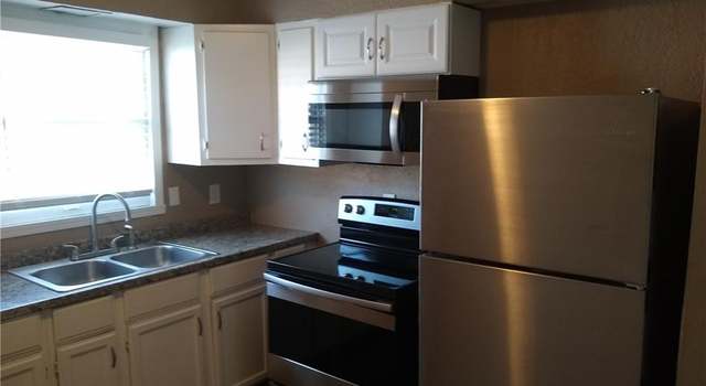 Photo of 2219 E 75th St, Kansas City, MO 64132