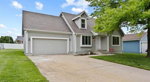 Photo of 10118 E 220th St, Peculiar, MO 64078
