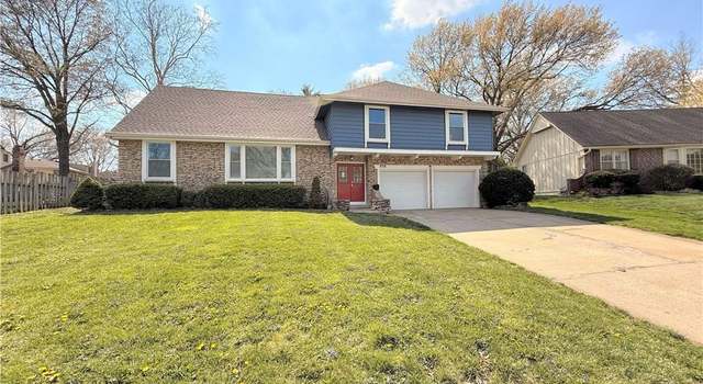 Photo of 8716 Woodward St, Overland Park, KS 66212