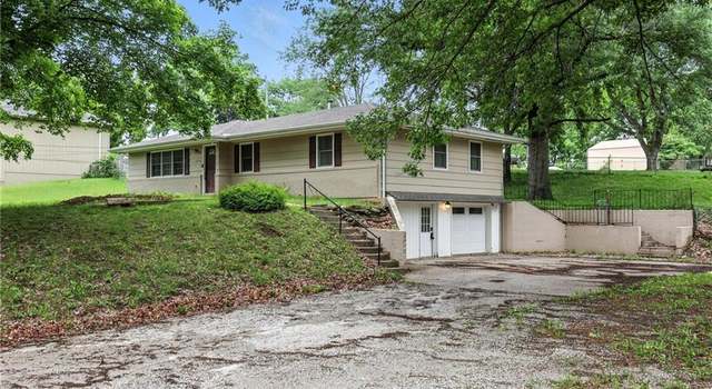 Photo of 106 E Forrest Ln, Excelsior Springs, MO 64024