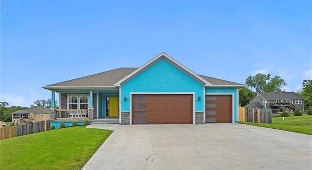 Photo of 513 W 3rd St, Linwood, KS 66052