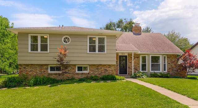 Photo of 3825 Birchwood Dr, Kansas City, MO 64137