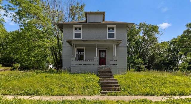 Photo of 2921 E 54th St, Kansas City, MO 64130