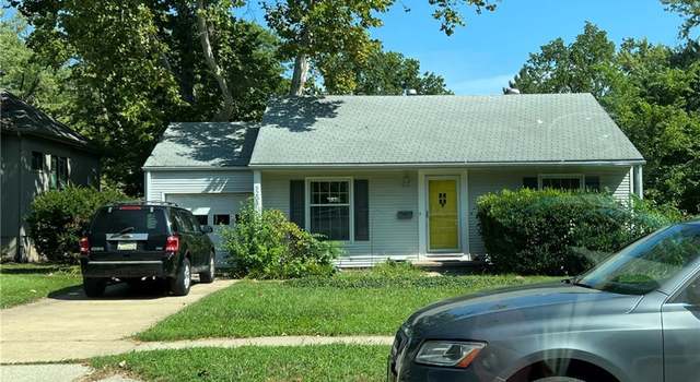 Photo of 5208 W 72nd St, Prairie Village, KS 66208