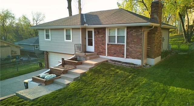 Photo of 5810 NE 43rd Ter, Kansas City, MO 64117