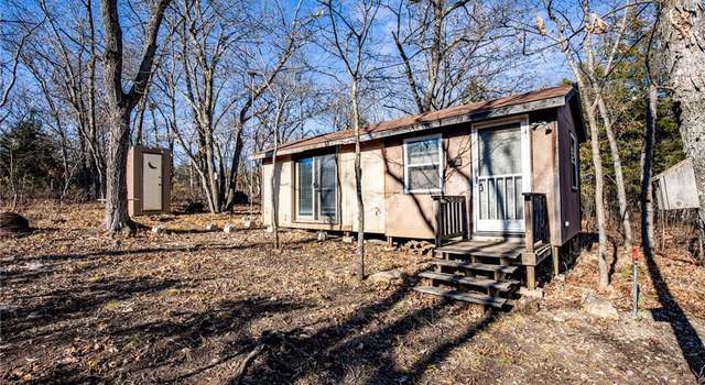 Photo of 29 W Shore Dr, Mapleton, KS 66754