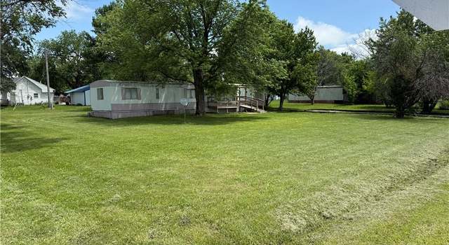Photo of 1530 Yuba St, Burlington, KS 66839