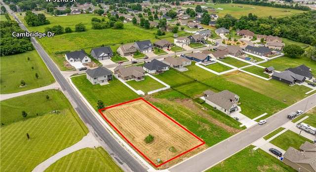 Photo of 2804 Artisan Dr, Sedalia, MO 65301