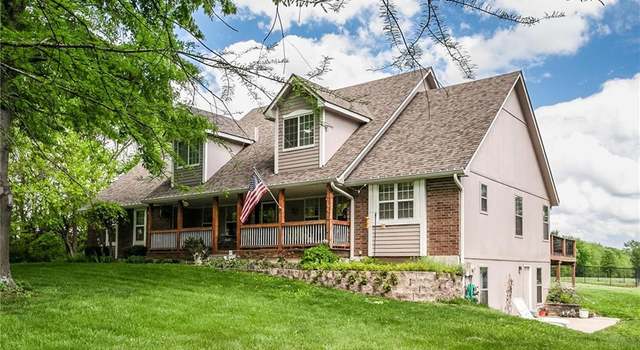 Photo of 25418 Lone Pine Dr, Cleveland, MO 64734