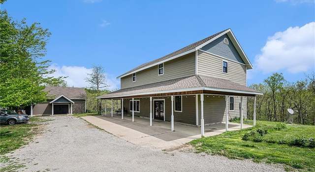 Photo of 11705 SE Castile Dr, Edgerton, MO 64444