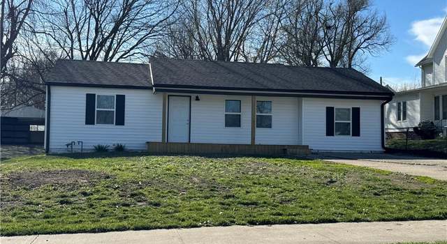 Photo of 615 N Mead St, Cameron, MO 64429