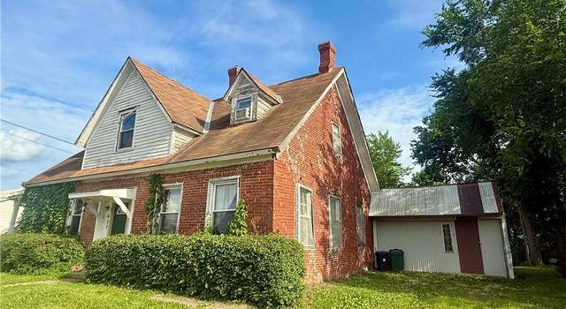 Photo of 400 W Main St, Maysville, MO 64469
