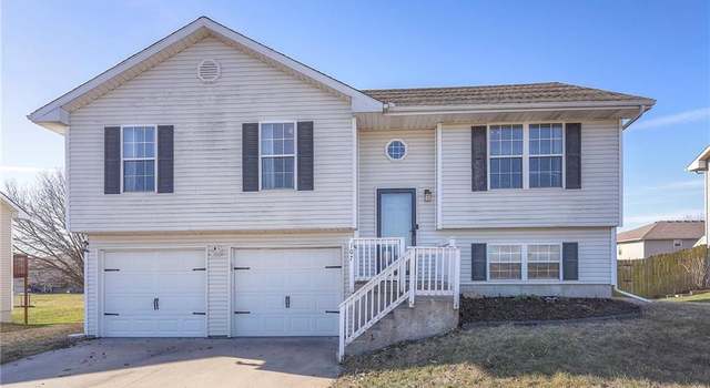 Photo of 107 Hondo St, Lathrop, MO 66455