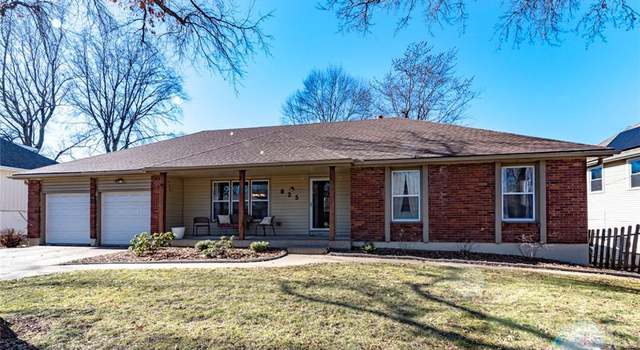 Photo of 825 NW 12 St, Blue Springs, MO 64015