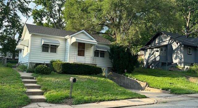 Photo of 1206 Kickapoo St, Leavenworth, KS 66048