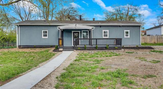 Photo of 809 S Mills St, Independence, MO 64050