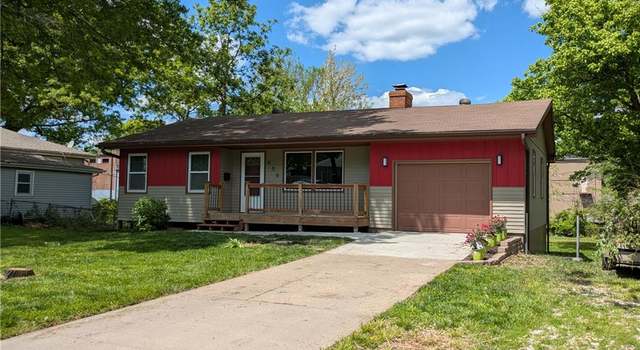 Photo of 606 SE 3rd Ter, Lee's Summit, MO 64063