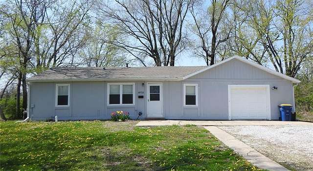 Photo of 18722 S Lakeside Ln, Belton, MO 64012