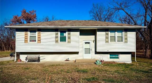 Photo of 247 Old Highway 40 Hwy, Bates City, MO 64011