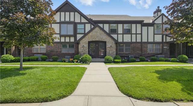 Photo of 10547 Foster St, Overland Park, KS 66212