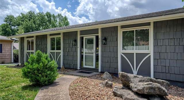 Photo of 211 E Blue Ridge Blvd, Kansas City, MO 64145
