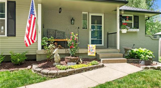 Photo of 705 31st Ct, Blue Springs, MO 64015