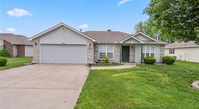 Photo of 729 Seminole Ct, Raymore, MO 64083