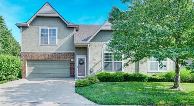 Photo of 15626 W 61st Ter, Shawnee, KS 66217