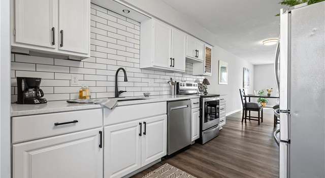 Photo of 9405 Switzer Rd, Overland Park, KS 66214