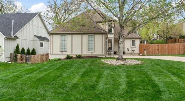 Photo of 11441 Marty St, Overland Park, KS 66210