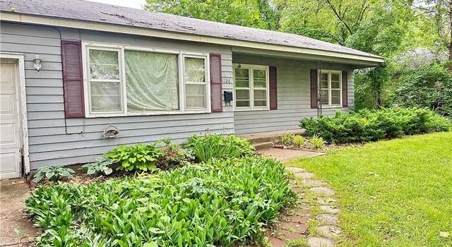 Photo of 1126 Highland Dr, Lawrence, KS 66044