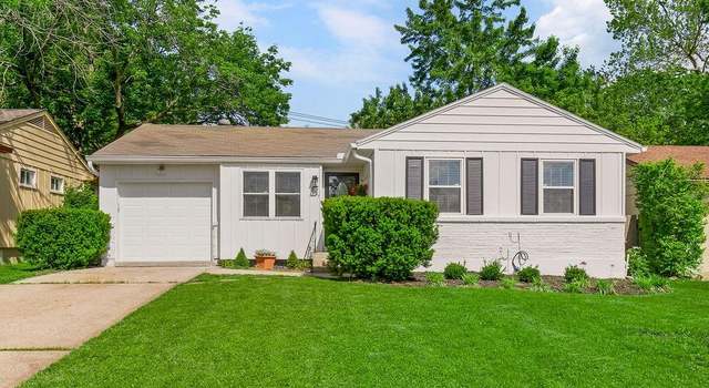 Photo of 8321 Oak St, Kansas City, MO 64114