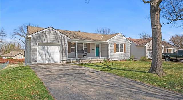 Photo of 4704 W 60th Ter, Mission, KS 66205