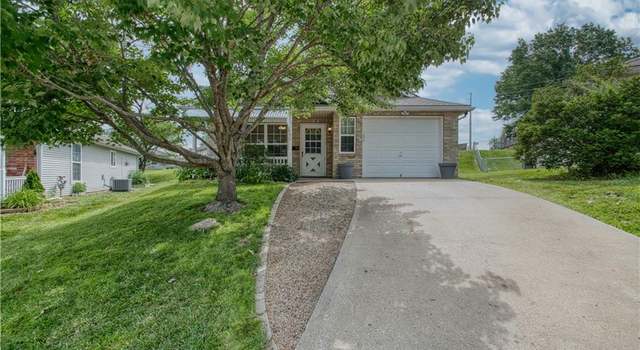 Photo of 1913 S Viking Ct, Independence, MO 64057