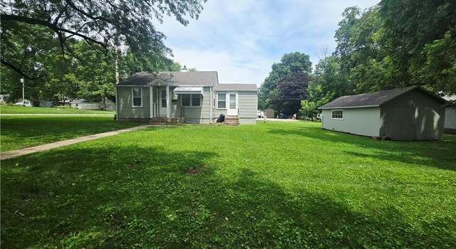 Photo of 512 Poplar St, Tarkio, MO 64491