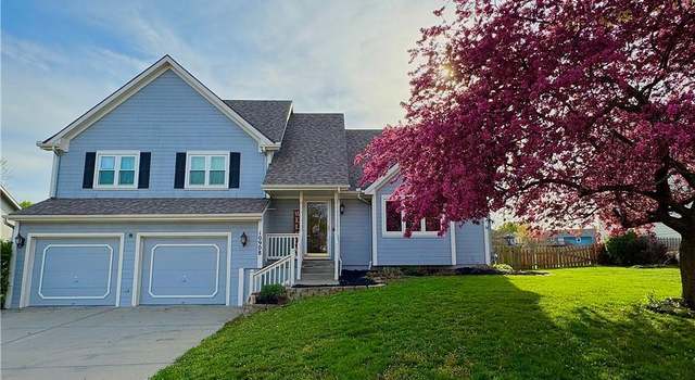 Photo of 10908 N Farley Ave, Kansas City, MO 64157