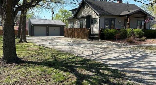 Photo of 1209 New York St, Humboldt, KS 66748