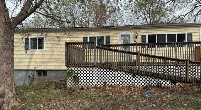 Photo of 1216 S 10th St, Atchison, KS 66002